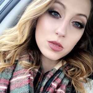 Meet your Posher, Brianna